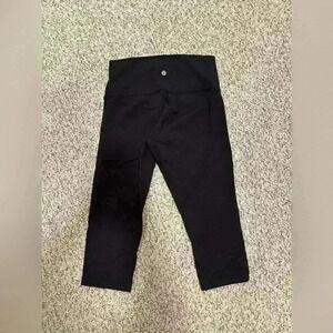 Lululemon Capri Leggings.  Size 8.  Black.